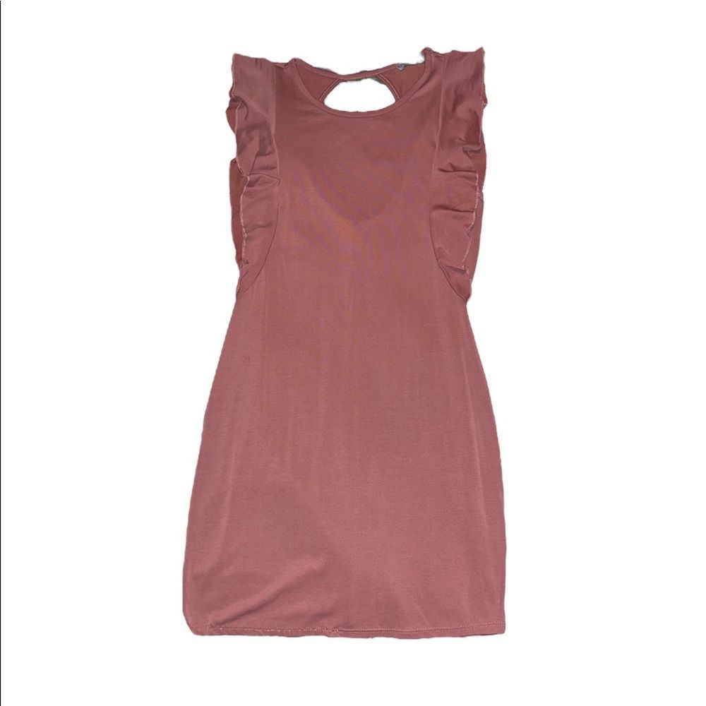 𝅺CHARLOTTE Russe Mauve dress with butterfly sleeves and large keyhole cutout